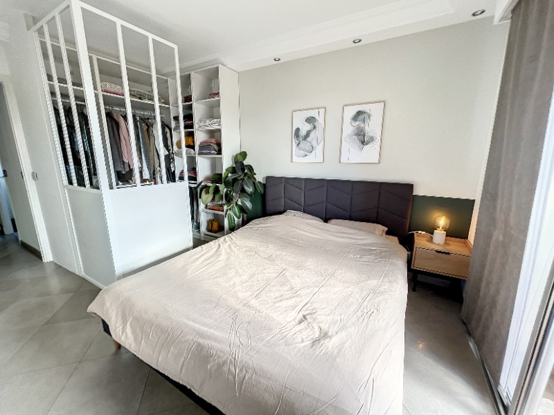 Aménagement complet d'une chambre à coucher avec dressing sur mesure