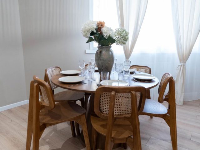 Luxe Éphémère : Un Chef-d'Œuvre de Location Saisonnière 3 Pièces à Nice