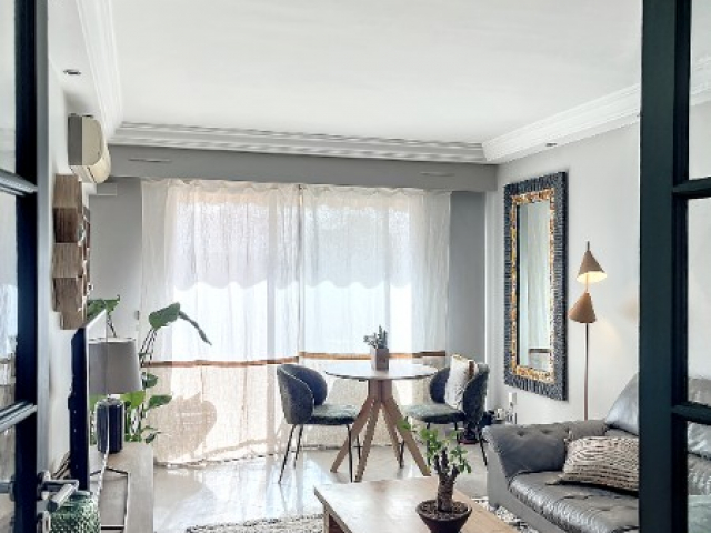 Aménagement complet d’un salon dans la région de Nice - avec travaux