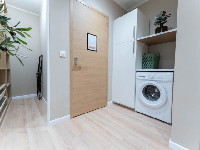 Luxe Éphémère : Un Chef-d'Œuvre de Location Saisonnière 3 Pièces à Nice