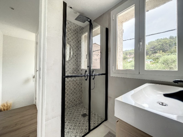 Maison de ville  : Creer une seconde chambre  et une nouvelle cuisine optimale 